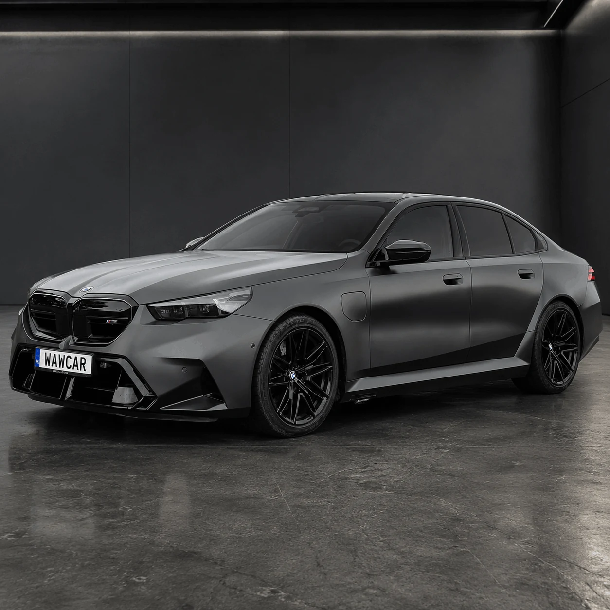 BMW M5 G90 - rental in Warsaw